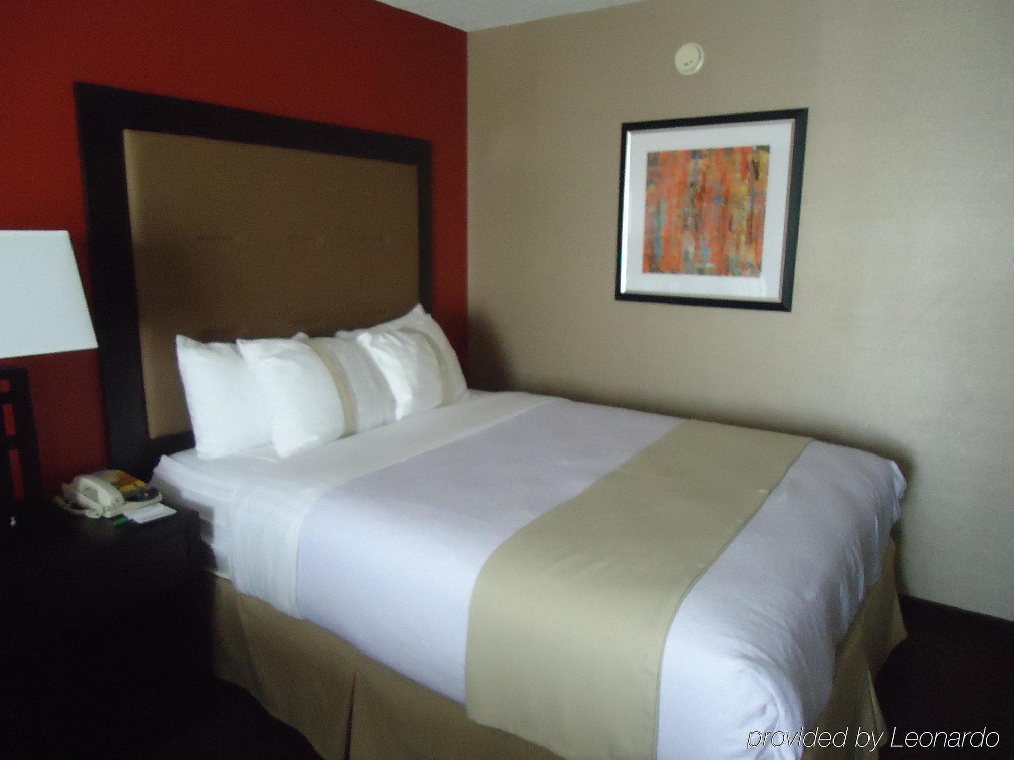 Holiday Inn Hotel & Suites Chicago Northwest - Elgin By Ihg Kamer foto