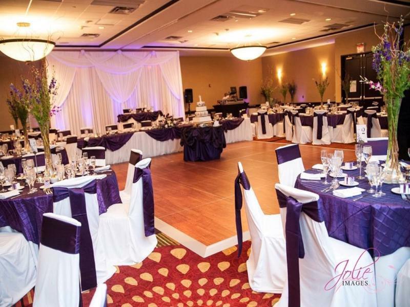 Holiday Inn Hotel & Suites Chicago Northwest - Elgin By Ihg Buitenkant foto